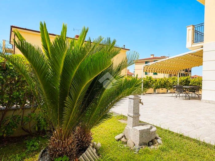 Appartamento trilocale in vendita in Via garibaldi, Riva Ligure