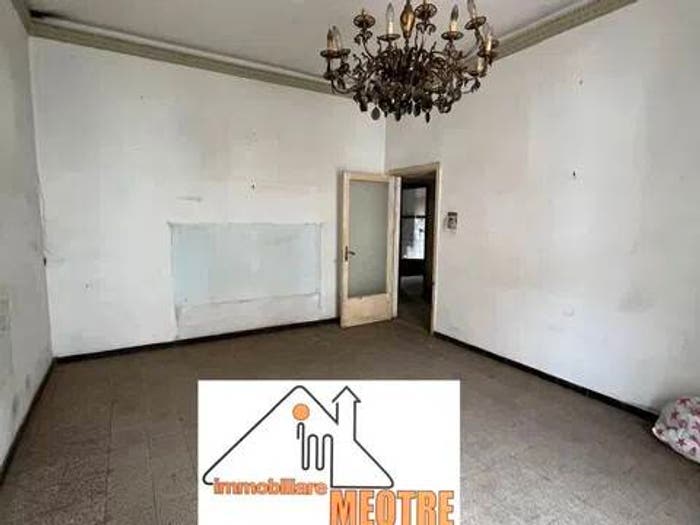Appartamento quadrilocale in vendita in Via Roma, Emanuele II C Colombo Morelli e Silvati, Avellino