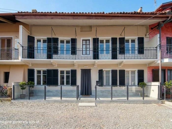 Casa con 6 locali in vendita in Vicolo Magenta, Centro, Buttigliera Alta