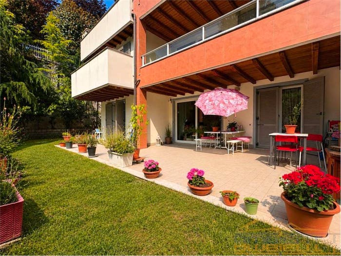 Appartamento trilocale in vendita in via Ruschetta, Centro, Imbersago