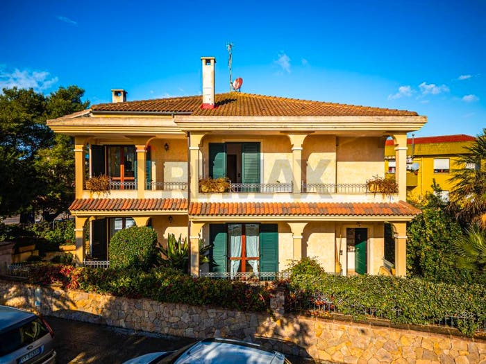 Casa con 6 locali in vendita in Viale della Resistenza, Mercede Calabona, Alghero