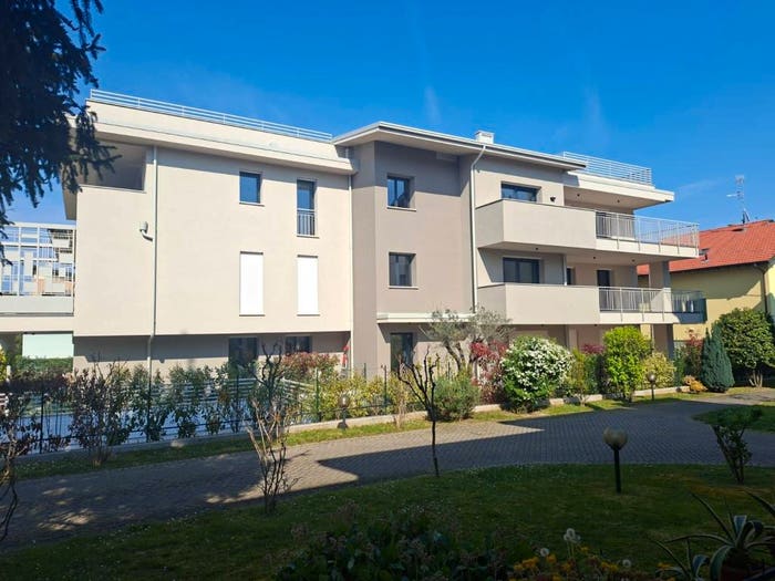 Appartamento trilocale in vendita in Via Sirmione, Desenzano Centro, Desenzano del Garda