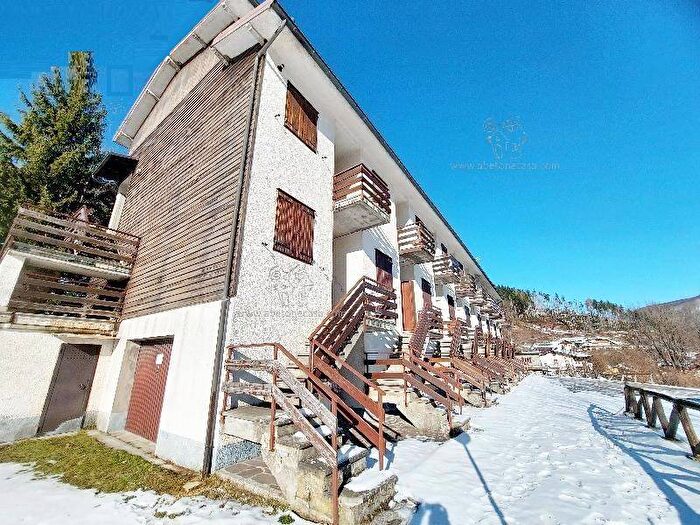 Casa trilocale in vendita in Via Capannella, Fiumalbo Dogana, Fiumalbo