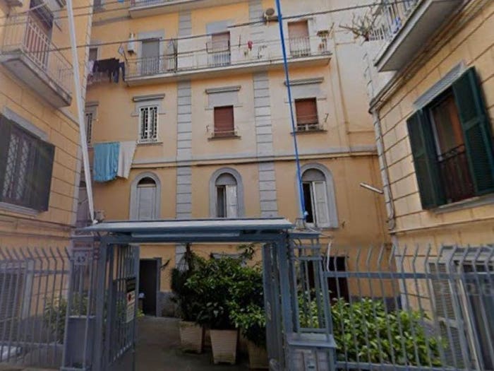 Appartamento bilocale in affitto in Vico delle Nocelle, Piazza Canneto Salvator Rosa, Napoli