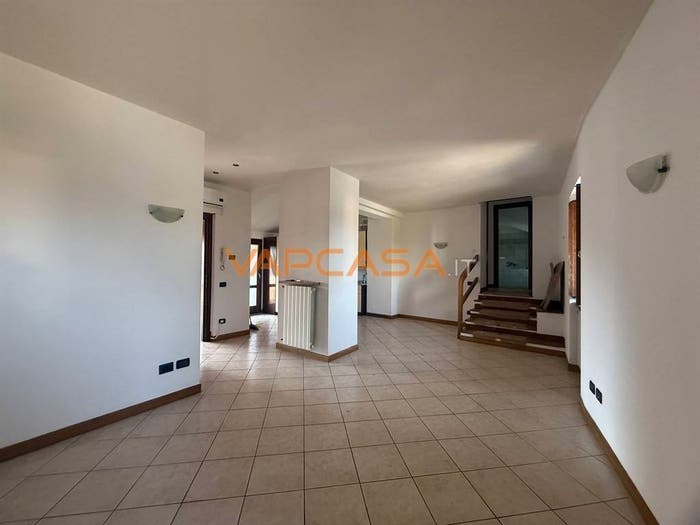 Appartamento trilocale in vendita in VIA IV NOVEMBRE, Mornico al Serio