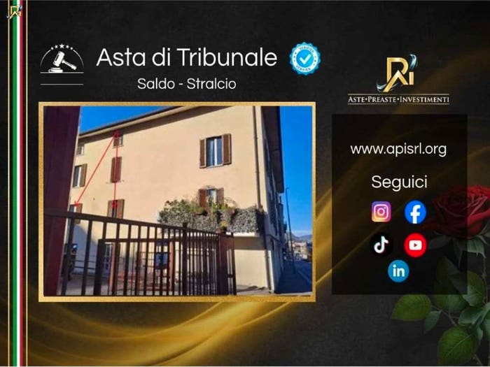 Appartamento bilocale in vendita in Via Napoleona, Lora Como Sole, Como