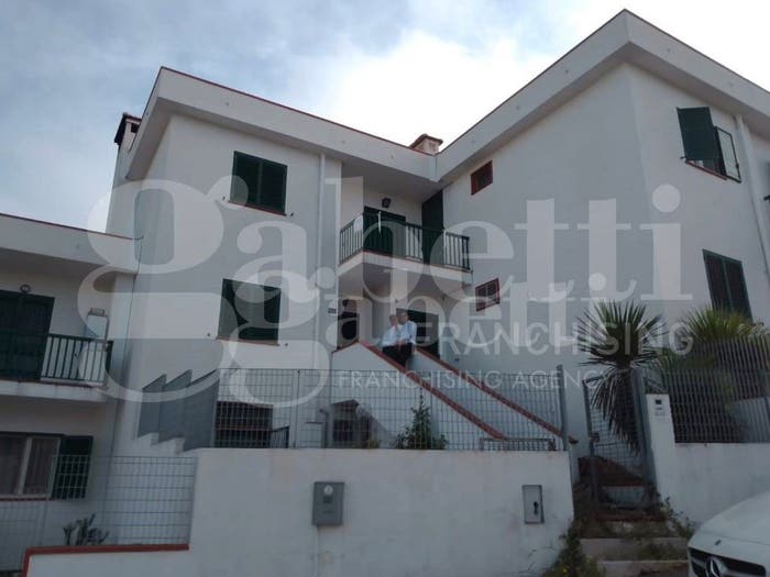 Appartamento in vendita in via Matteotti traversa, Rodi Garganico