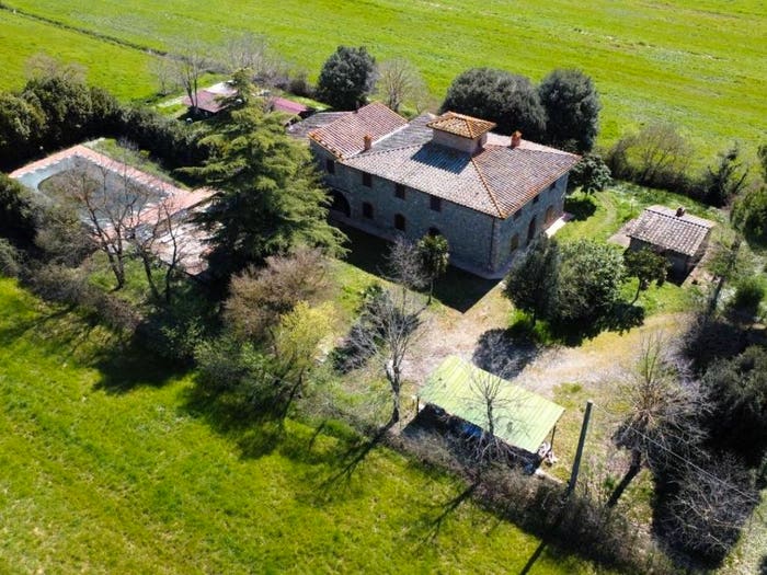 Casa con 6 locali in vendita in Via di Casole d'Elsa, Casole d'Elsa