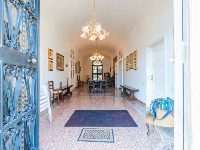 Casa con 6 locali in vendita in Via Mongiorgio, Monte San Pietro