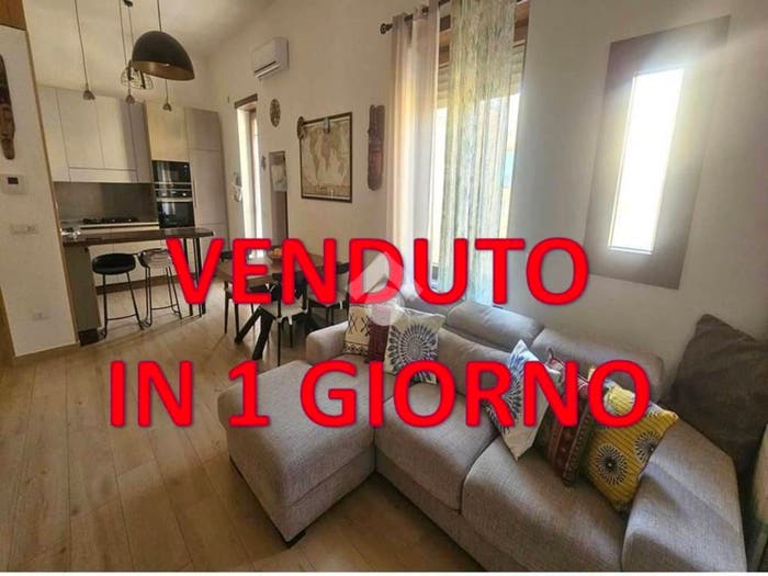 Appartamento quadrilocale in vendita in Via Silio Italico, Bagnoli, Napoli
