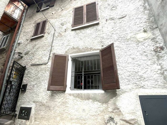 Casa trilocale in vendita in Vicolo della Pace, Centro, San Bartolomeo Val Cavargna