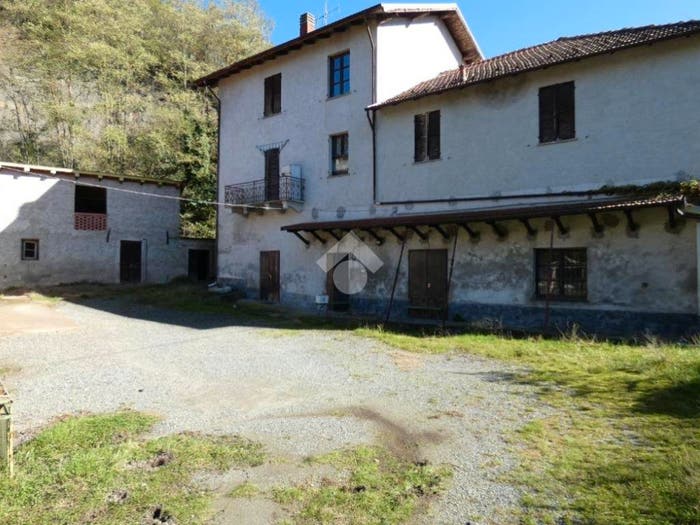 Casa con 6 locali in vendita in Via SP, Prasco