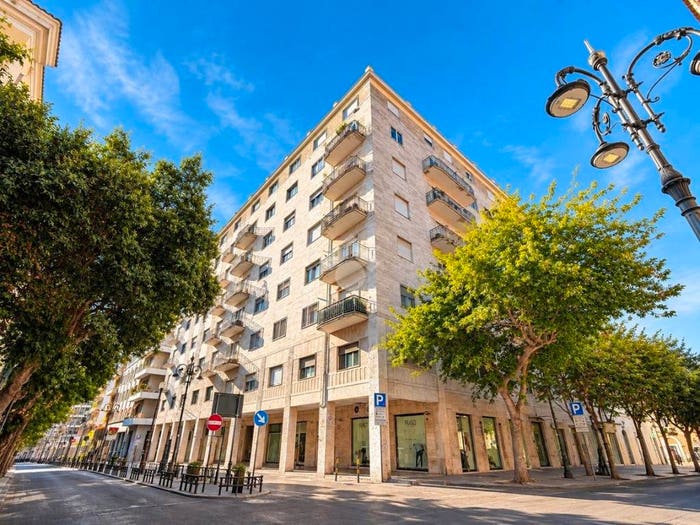 Appartamento con 5 locali in vendita in Via Dante Alighieri, Via della Repubblica Piazza San Francesco, Foggia