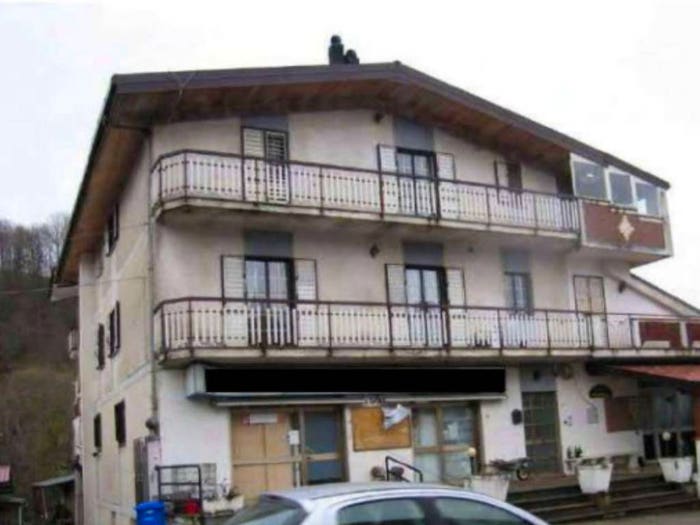 Casa trilocale in vendita in Via Provinciale, Bianchi