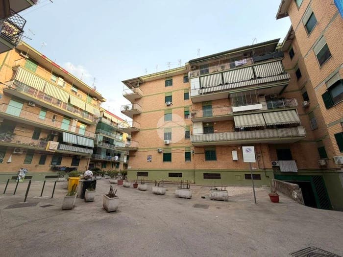 Appartamento quadrilocale in vendita in Via Galileo Galilei, Arzano