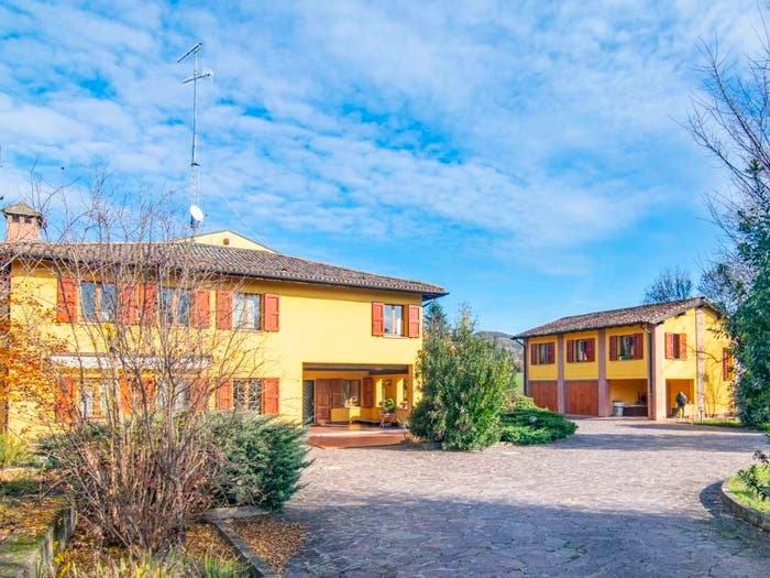 Casa con 6 locali in vendita in Collinare, Bologna