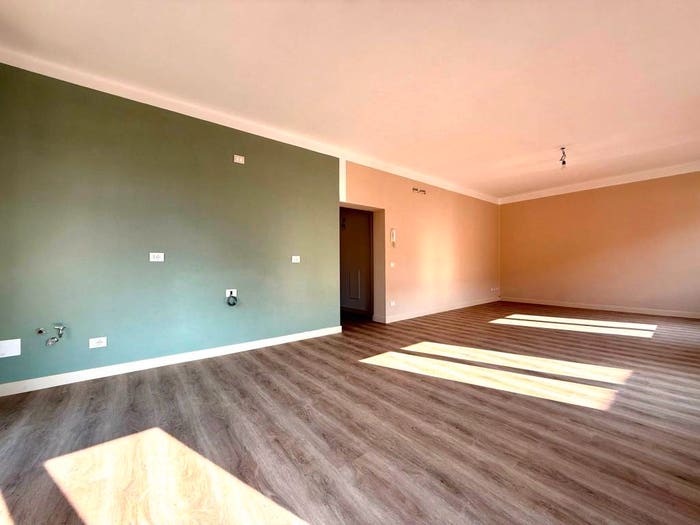Appartamento quadrilocale in vendita in Via Sorattino, Lonato, Lonato del Garda