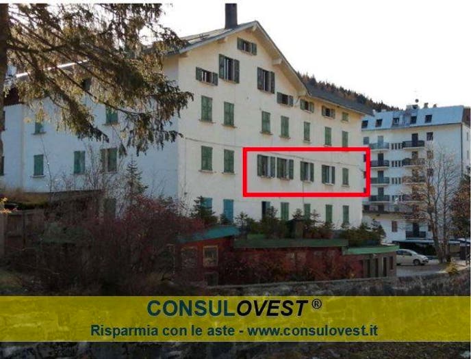 Appartamento con 5 locali in vendita in Piazza Agostino Gemelli, Centro, Madesimo