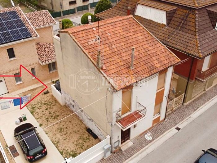 Casa con 6 locali in vendita in Via Cesare Battisti, Centro, Porto Sant'Elpidio