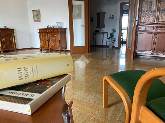 Appartamento quadrilocale in vendita in Via san daniele, Volontari Planis, Udine