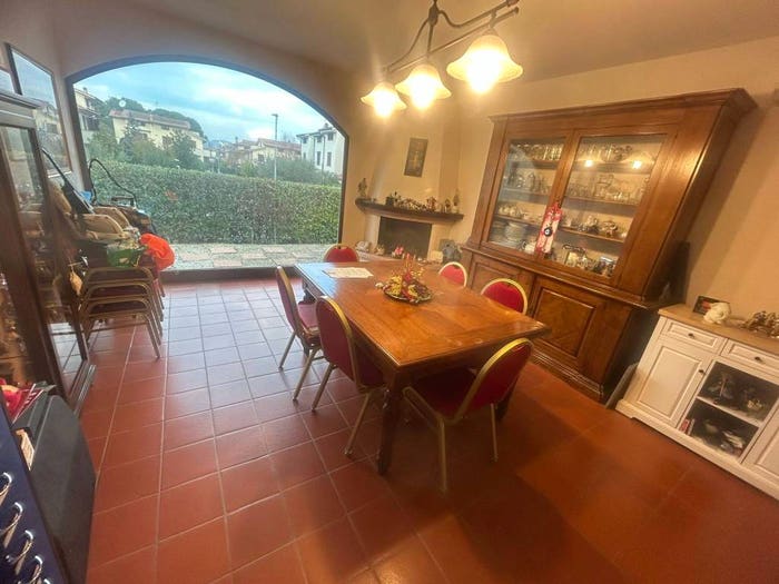 Casa con 6 locali in vendita in Via Filippo Brunelleschi, Centro, Poggio a Caiano