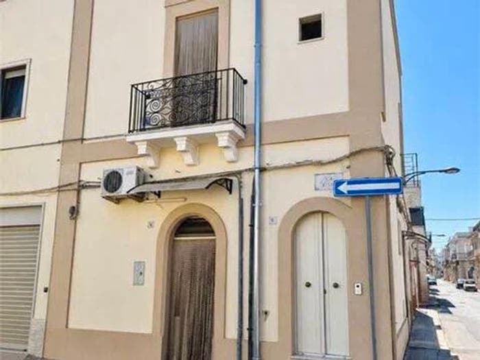 Casa bilocale in vendita in Via Adua, San Michele Salentino