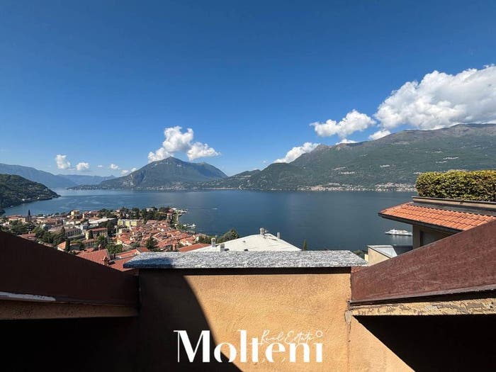 Appartamento trilocale in vendita in Via Lezzeno, Centro, Bellano