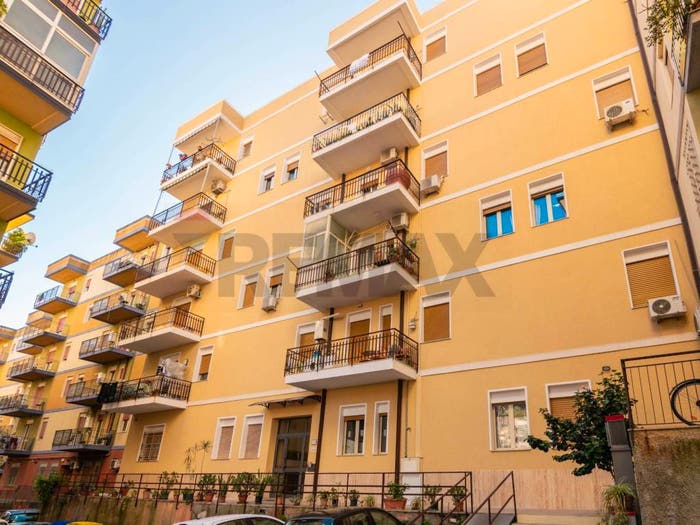 Appartamento trilocale in vendita in Via Pietro Castelli, Gravitelli, Messina