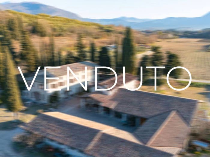Casa con 6 locali in vendita in Strada Costa Vallonga, Bardolino