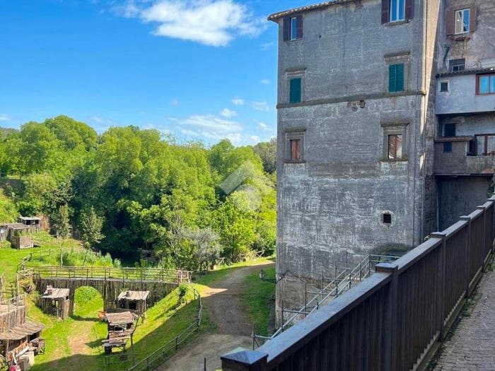 Appartamento quadrilocale in vendita in VIA NAPOLEONE I, Centro, Corchiano
