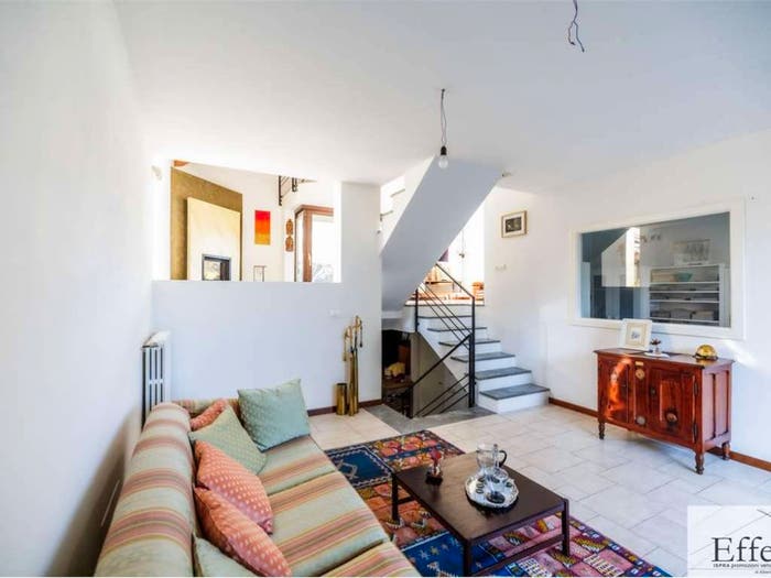 Casa con 6 locali in vendita in Via Stocchetti, Centro, Besozzo
