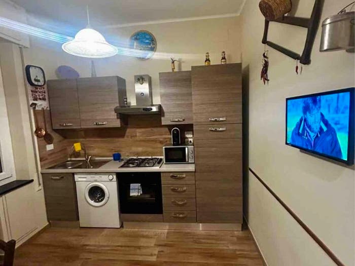 Appartamento quadrilocale in vendita in Via Campomorone, Pontedecimo, Genova