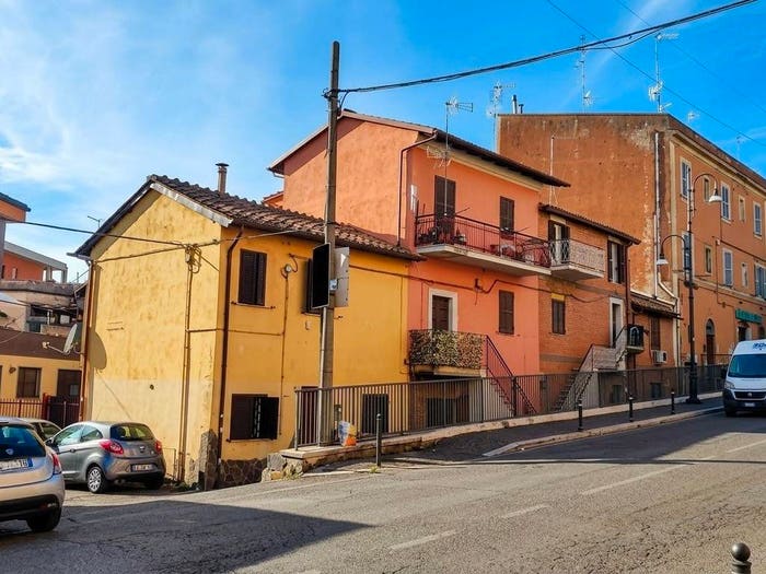 Appartamento bilocale in vendita in Via Sebastiano Silvestri, Centro, Genzano di Roma