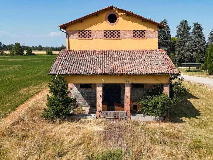 Casa con 6 locali in vendita in Via Argini Sud, Montechiarugolo