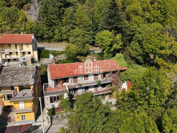 Casa con 6 locali in vendita in Località Crosio, Chiesanuova