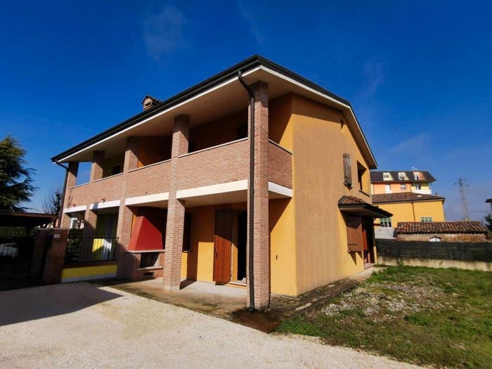Casa con 5 locali in vendita in Via Cordelia, Centro, Bergantino