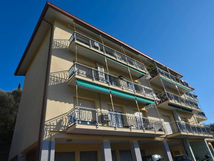 Appartamento con 6 locali in vendita in Oneglia, Imperia
