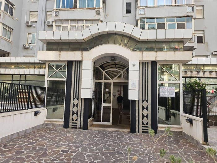 Appartamento con 6 locali in vendita in Via Antonino di Paola, Montepellegrino, Palermo