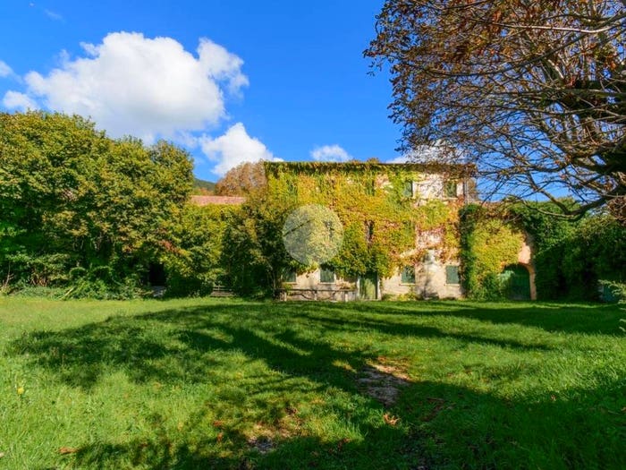 Casa con 6 locali in vendita in Via Monsignor Lonardi, Cavalo, Fumane