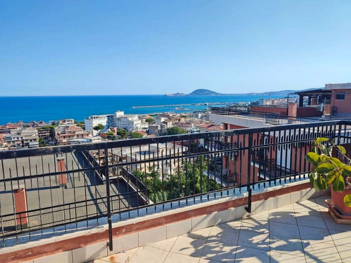 Appartamento quadrilocale in vendita in Centro, Formia