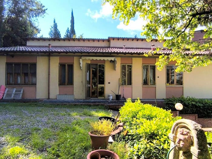 Casa con 6 locali in vendita in Via Guglielmo Marconi, Centro, Montelupo Fiorentino