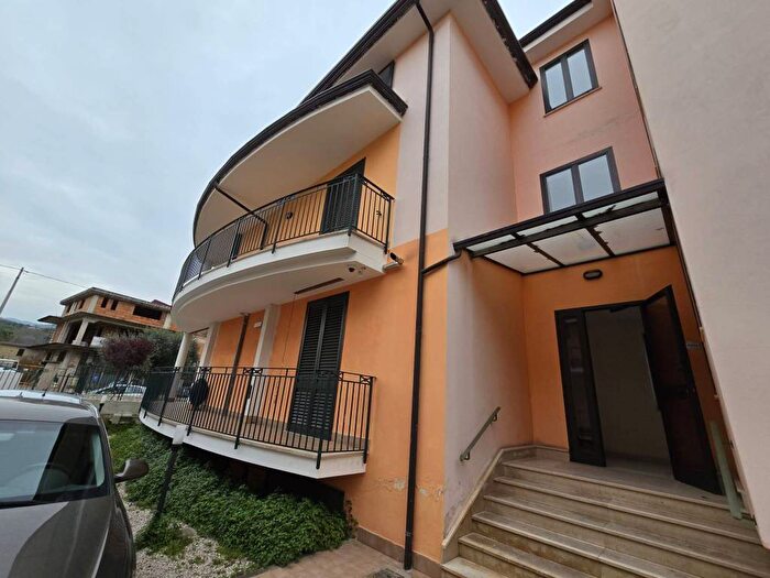 Appartamento trilocale in vendita in Via Rastelli, Centro, Carbonara di Nola