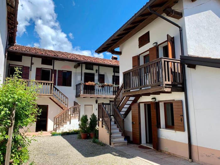 Casa con 6 locali in vendita in Via Villa Vignui, Vignui, Feltre
