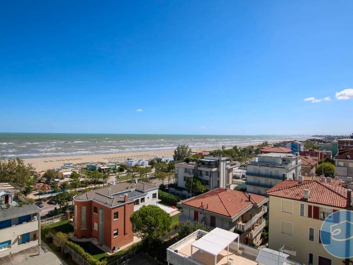 Appartamento trilocale in vendita in Viale Giosuè Carducci, Cesenatico Levante, Cesenatico