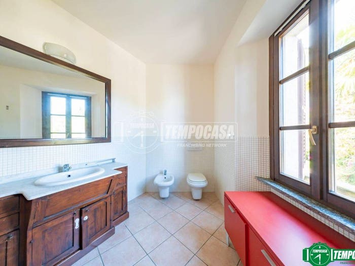 Appartamento trilocale in vendita in Via Sempione, Centro, Meina