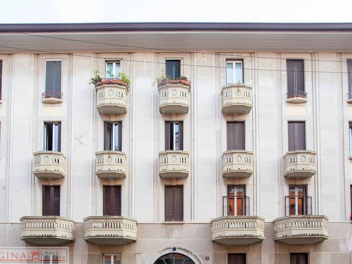 Appartamento con 5 locali in vendita in Via Ercole Ferrario, Dezza, Milano