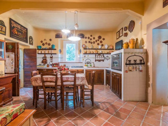 Appartamento con 6 locali in vendita in Via Cattolica, Gradara
