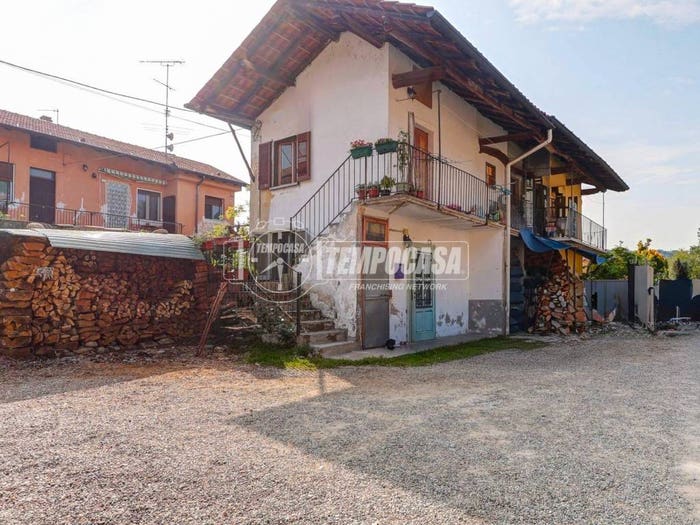Casa bilocale in vendita in Piazza San Sebastiano Coarezza san sebast, Coarezza, Somma Lombardo