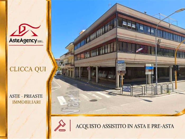 Appartamento quadrilocale in vendita in Via Roma, Centro, Alba Adriatica