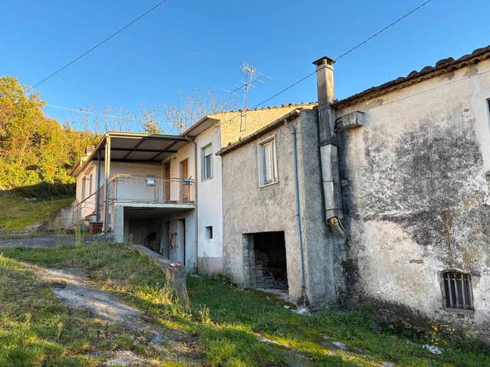 Casa con 6 locali in vendita in Guado Vito, Macchiagodena